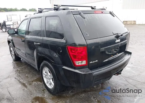 2005 Jeep Grand Cherokee Laredo z USA, uszkodzony, nr VIN 1J8GR48K55C601842